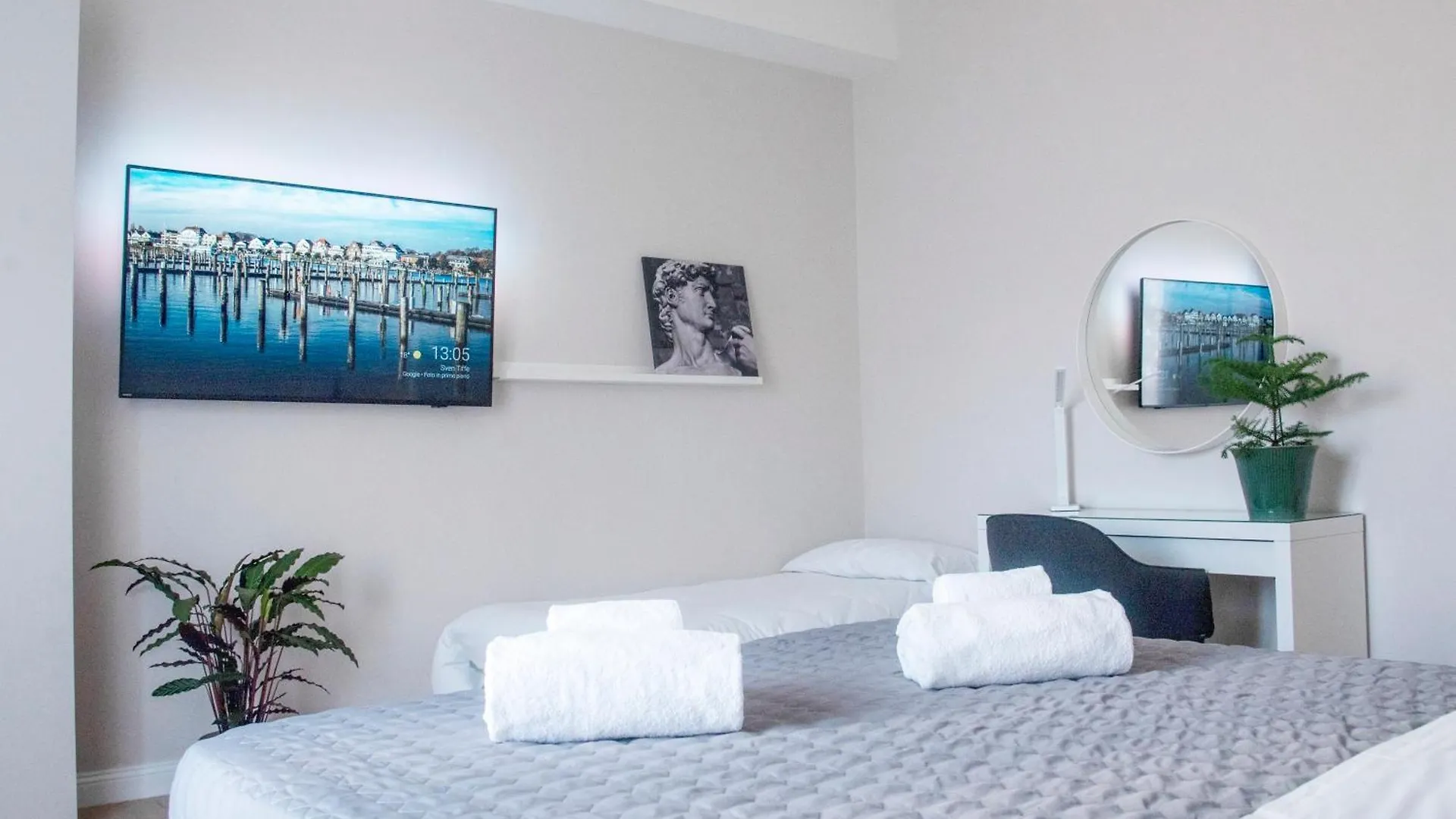 Your Home In Florence With Parking, 10 Min From The Center By Tram